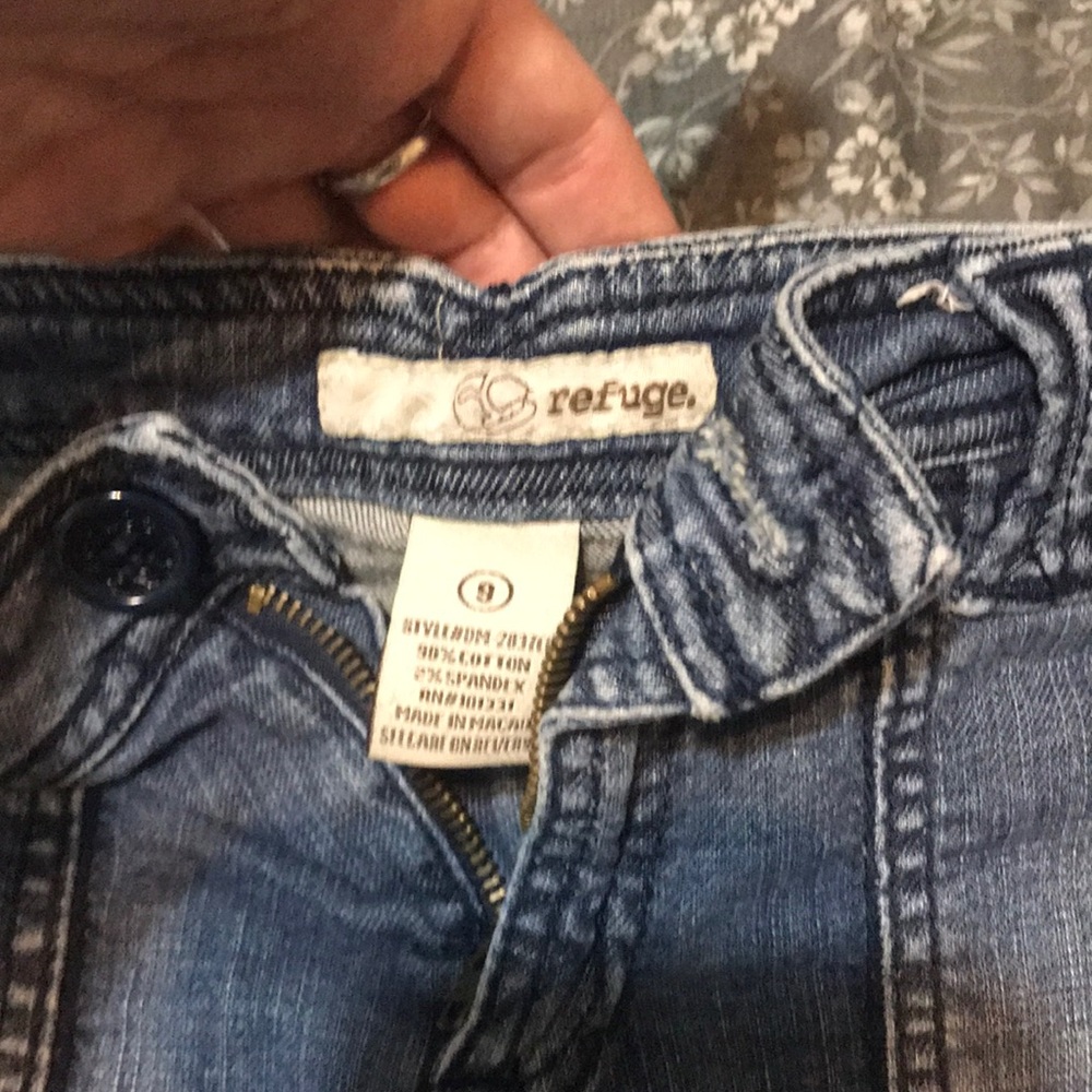 Shorts - Picture 2 of 2
